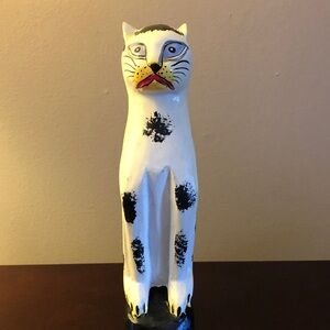 Vintage Primitive Folk Art Wooden Cat